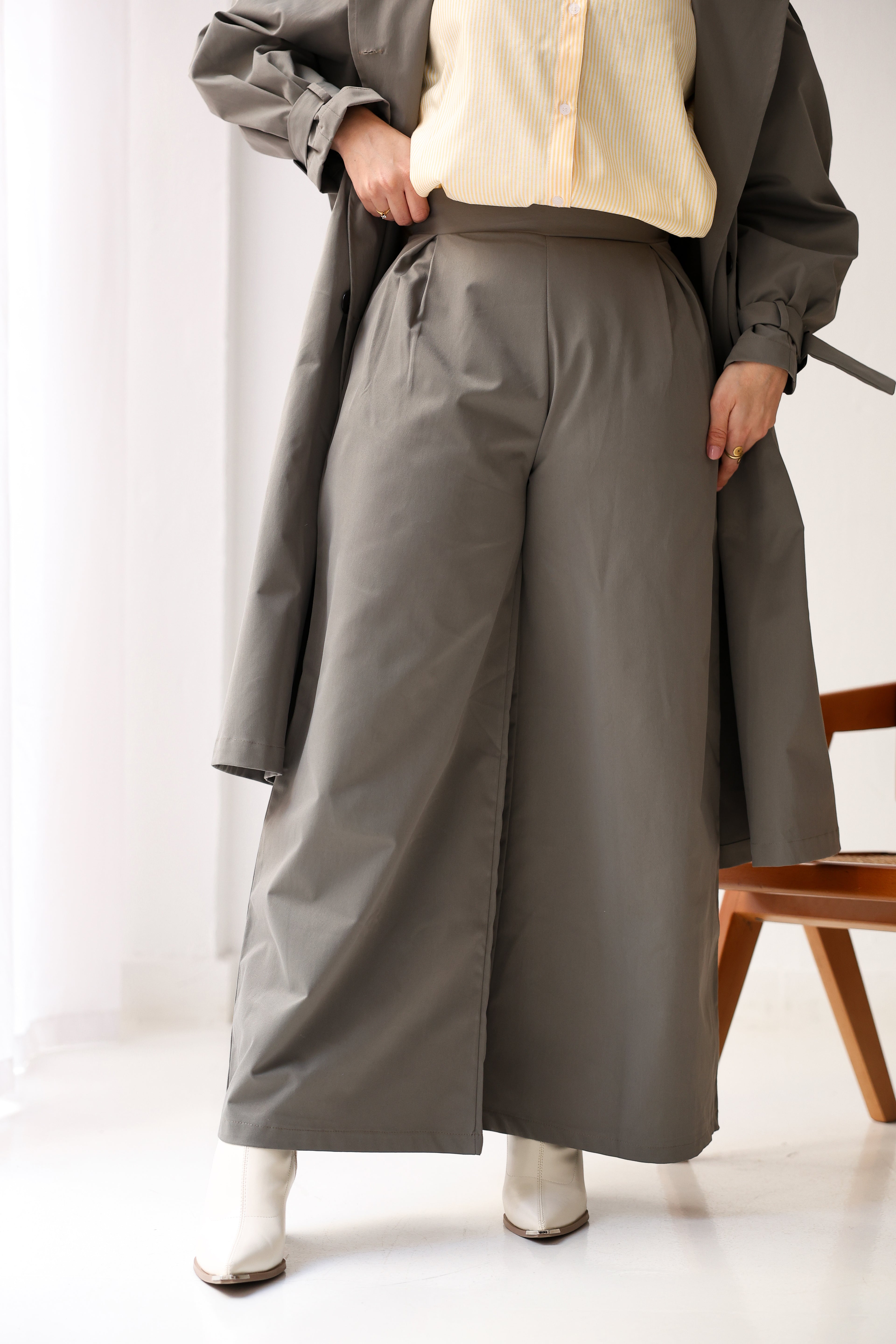 Elara Coat In Warm Taupe