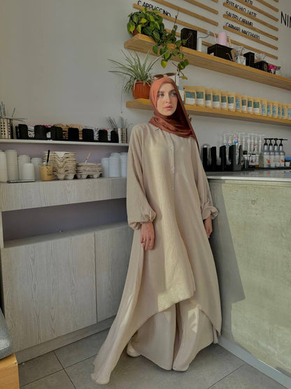 Emilia Set In Light-Beige