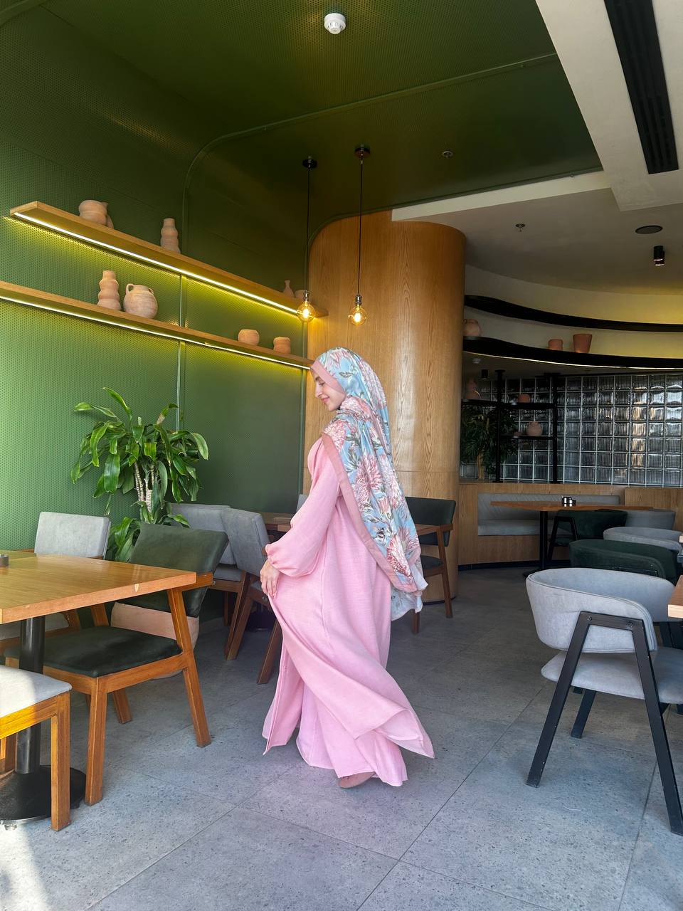 Nivian Set In Pink