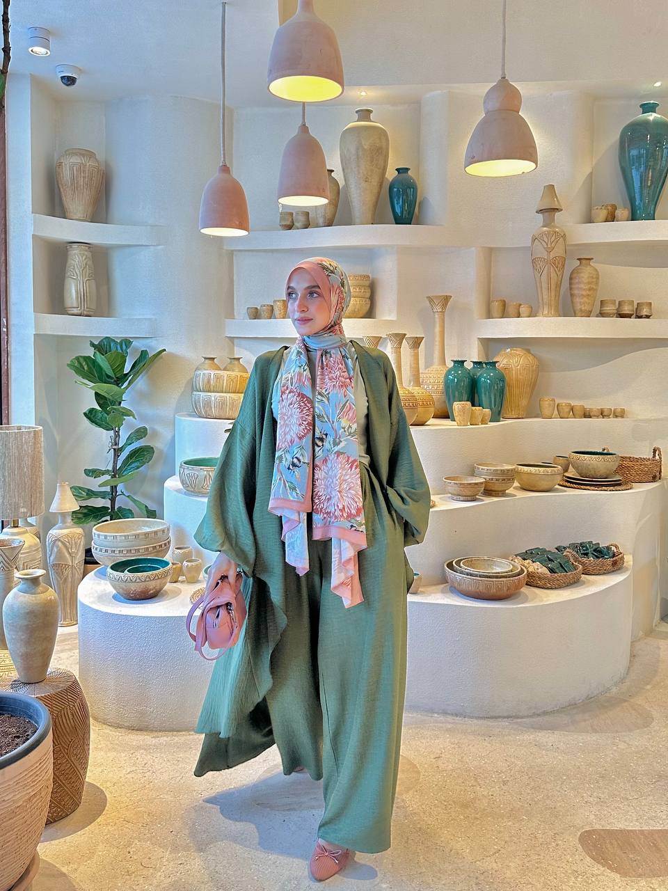Melissa Set|Cardigan|Pants In Olive-Green